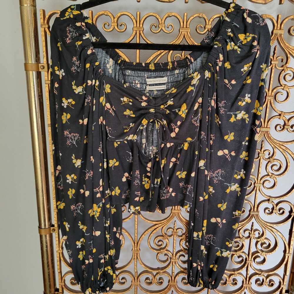Urban Outfitters Floral Ruched Crop Top XS Black Long Sleeve